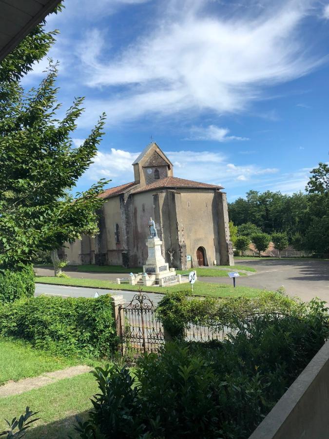 Hotel Du Lac D'Arjuzanx ภายนอก รูปภาพ